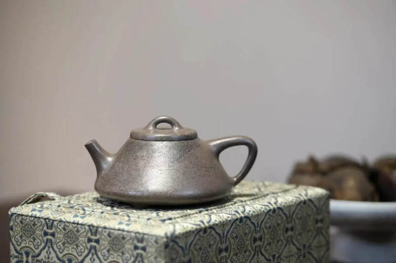 Master's teapot, ten thousand buy a teapot, five thousand sell a teapot, are you cheated?