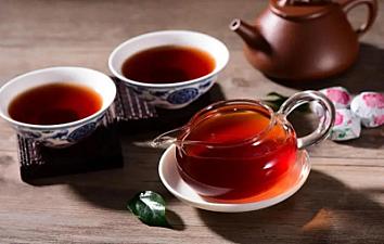 The difference between Sheng Pu-erh and old tea of Yunnan Province