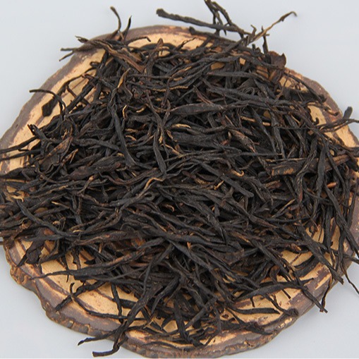 Yunnan Old Tree Dian Hong Straight Strip Golden Needle Ecological Dian Hong Tea
