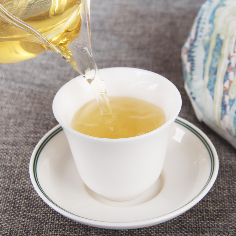 Yunnan Old Tree Golden White Tea Cloud White Beauty White Tea