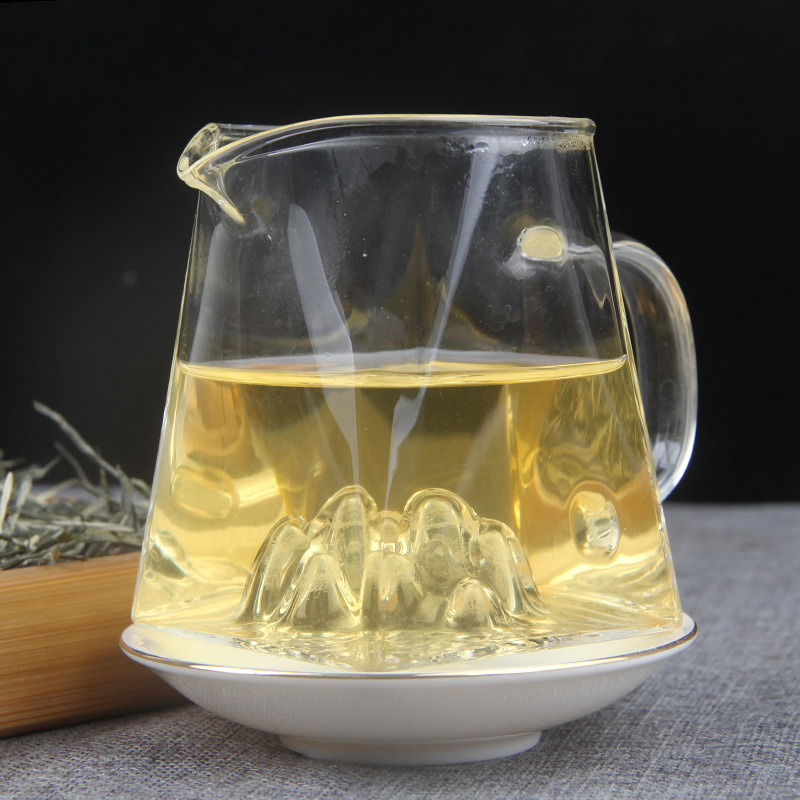 Yunnan Green Tea - Fuzhuan Needle, Silver Needle, White Hair, Pine Needle - Bulk