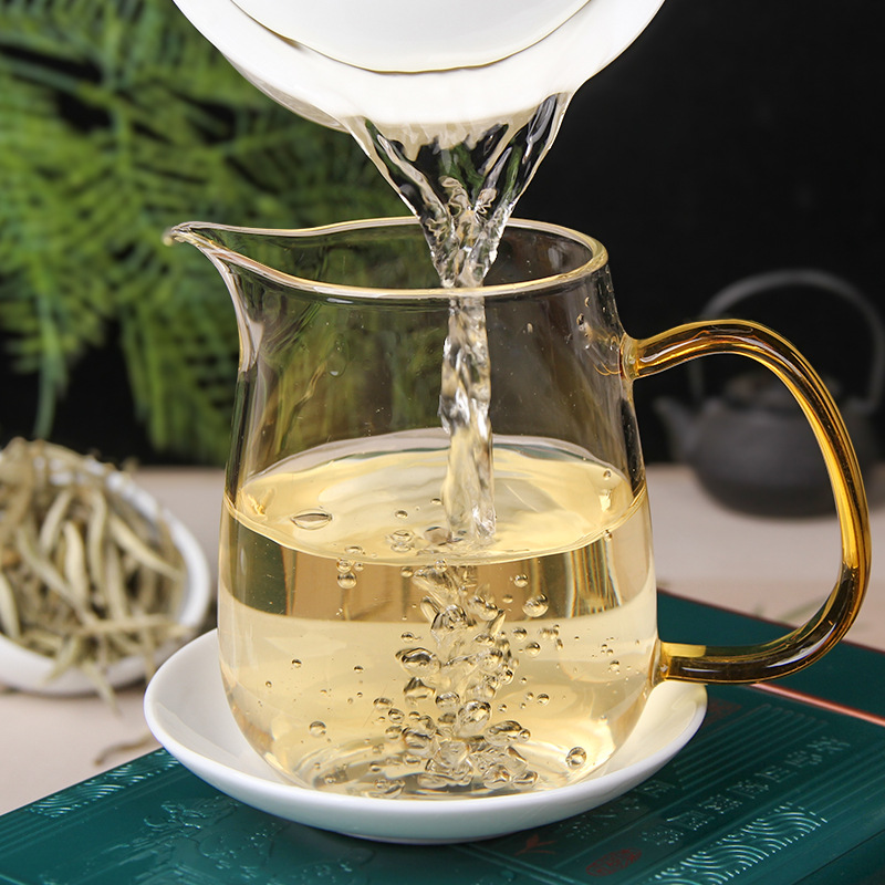 White Hair Silver Needle Yunnan White Tea Ancient Tree White Tea Gift Box