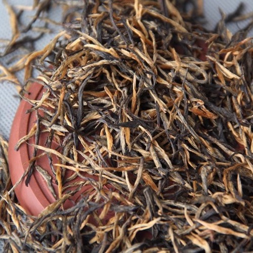 Yunnan Phoenix Qing Hong Cha Golden Needle Straight Strip Single Bud Tea, Golden Silk Hong Cha (Keemun) Fine Tea