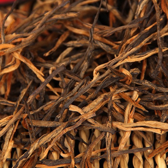 Yunnan Dian Hong tea Mid-Autumn Festival gift box Exquisite wild old tree red tea 100g*2 cans