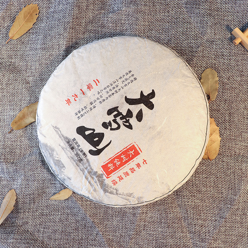 2019 Daxueshan Ancient Tree Raw Pu-erh