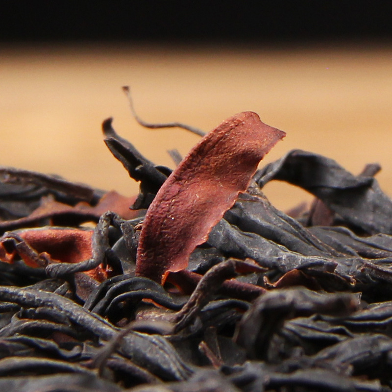 Yunnan Fengqing Wild Ancient Tree Sun-Dried Black Tea, Early Spring