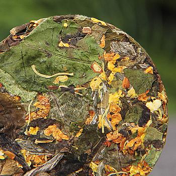 Yunnan White Peony White Tea Small Cakes with Osmanthus Fragrance