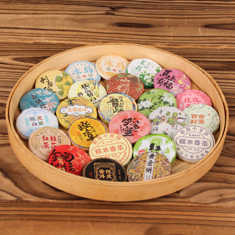 Упаковка большого набора из провинции Юньнань, маленькие чайные печеньки, белый чай Пуэр.