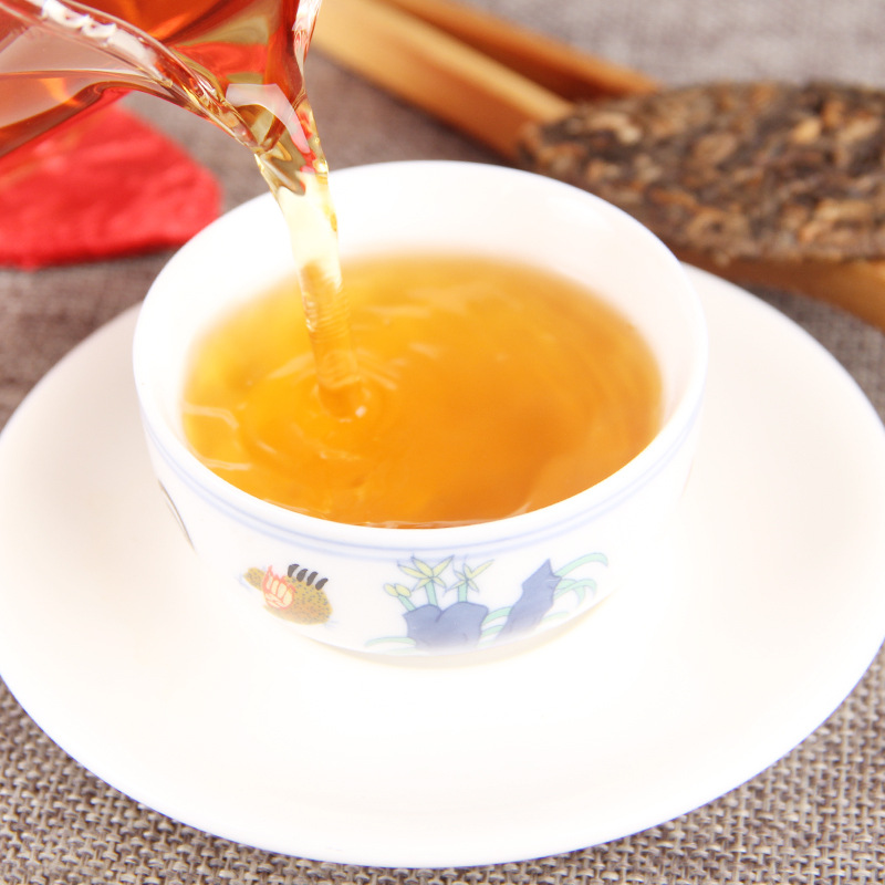 Yunnan Phoenix Qing Red Tea Golden Leaf Honey Aroma 500g