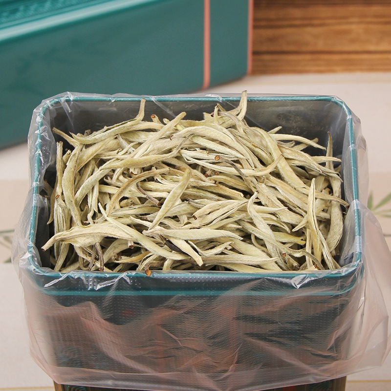 White Hair Silver Needle Yunnan White Tea Ancient Tree White Tea Gift Box