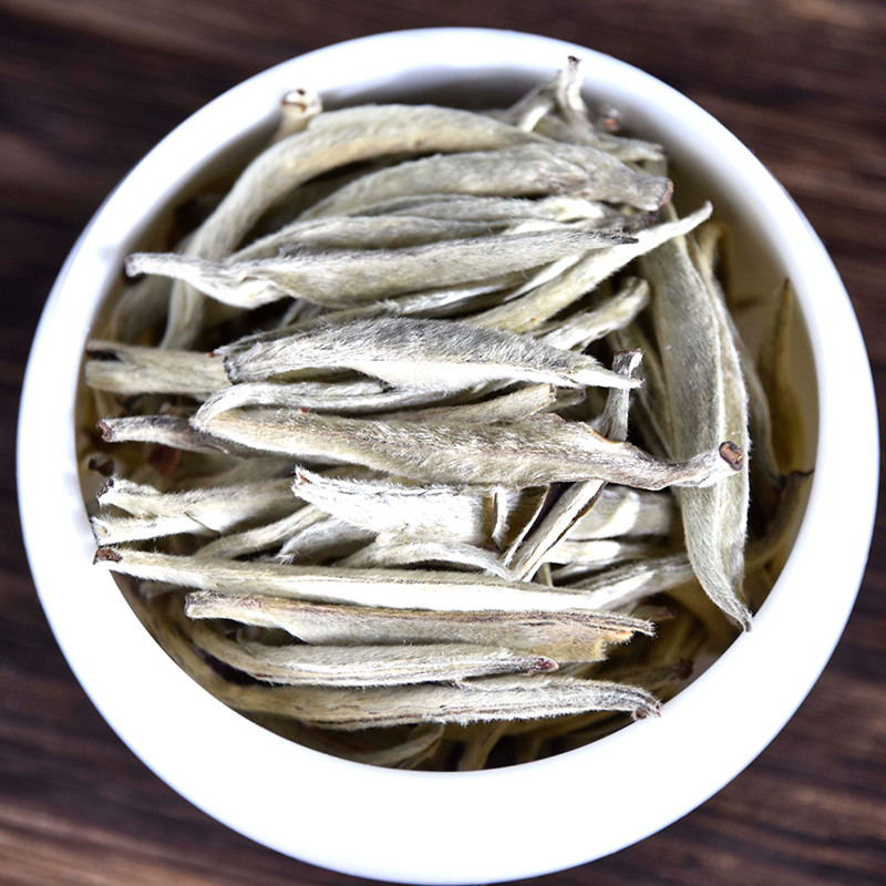 Yunnan Moonlight White Tea – Silver Bud White Tea