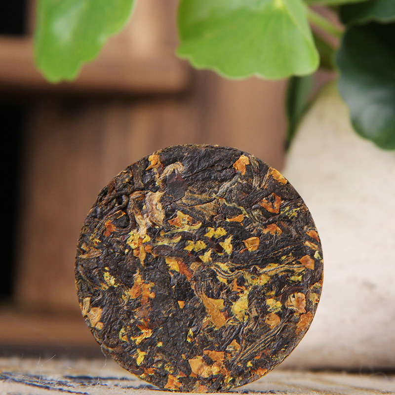 Yunnan Fengqing Black Tea Small Cake Thin Sheets, Strong Aroma Type