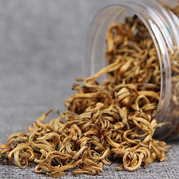 Yunnan Black Tea
Phoenix Qing Dian Hong Bud
Honey-Scented Golden Bud Tea
Large-Leaf Dian Hong Tea
Small Can Black Tea