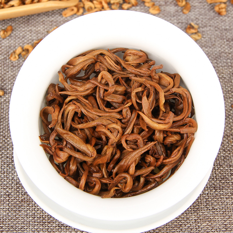 Yunnan Phoenix Qinghong Dianhong Jinluo Single Bud Honey Aroma Golden Bud