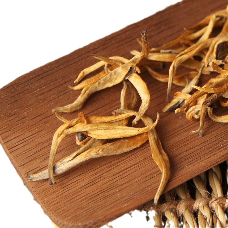 Yunnan Phoenix Qinglong Golden Bud Dianhong Black Tea New Tea