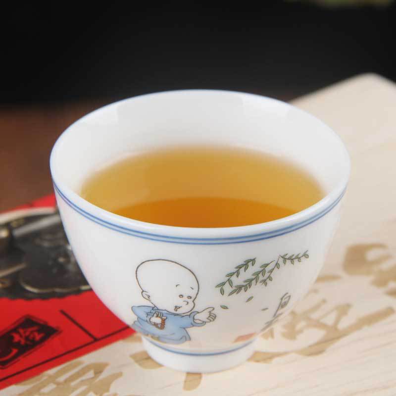 Yunnan Phoenix Ancient Tree Dianhong Black Tea Large Golden Needle Golden Bud Wooden Box Rich Aroma 500g