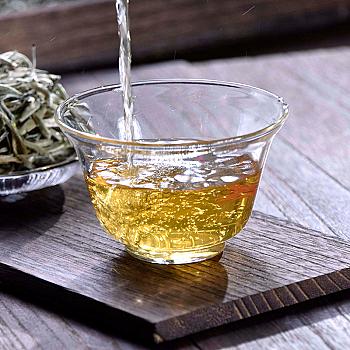 Yunnan Moonlight White Tea – Silver Bud White Tea