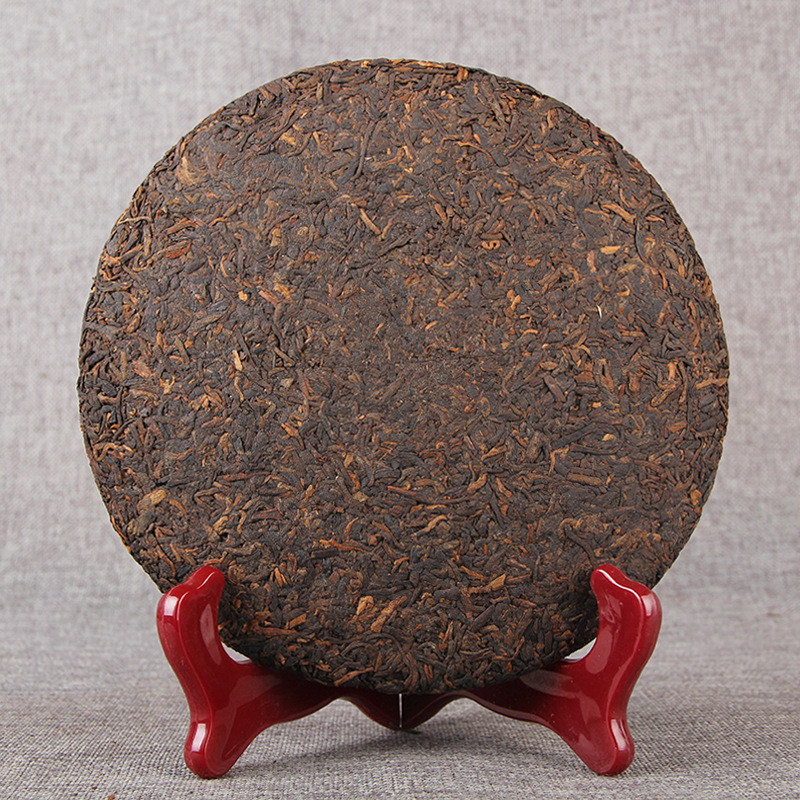 Pu'er tea old tree tea, Lao Ban Zhang old tree Pu'er tea pure material cake, Pu'er old tree ripe tea 357g