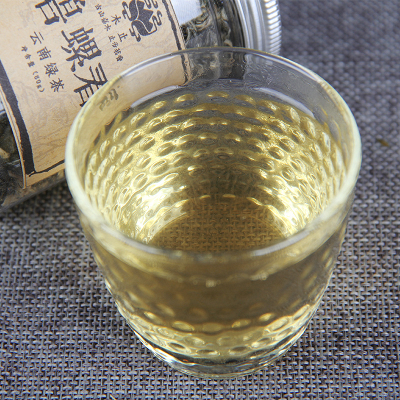 Yunnan small can green tea new tea Bi Lu Chun one bud one leaf