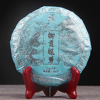 Yunnan White Tea Imperial Tribute Silver Needle Single Bud Moonlight White Cake Tea White Hair Silver Needle