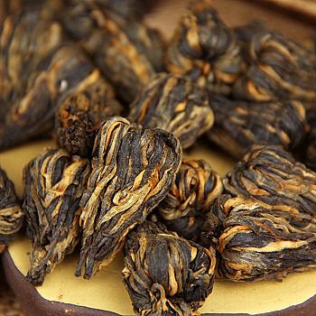Yunnan Dian Hong Black Tea, Medium Size, Little Red Tower Single Bud Tea