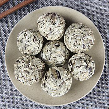 Yunnan Pu'er Tea Raw Tea Purely Handmade Moonlight White Dragon Pearl