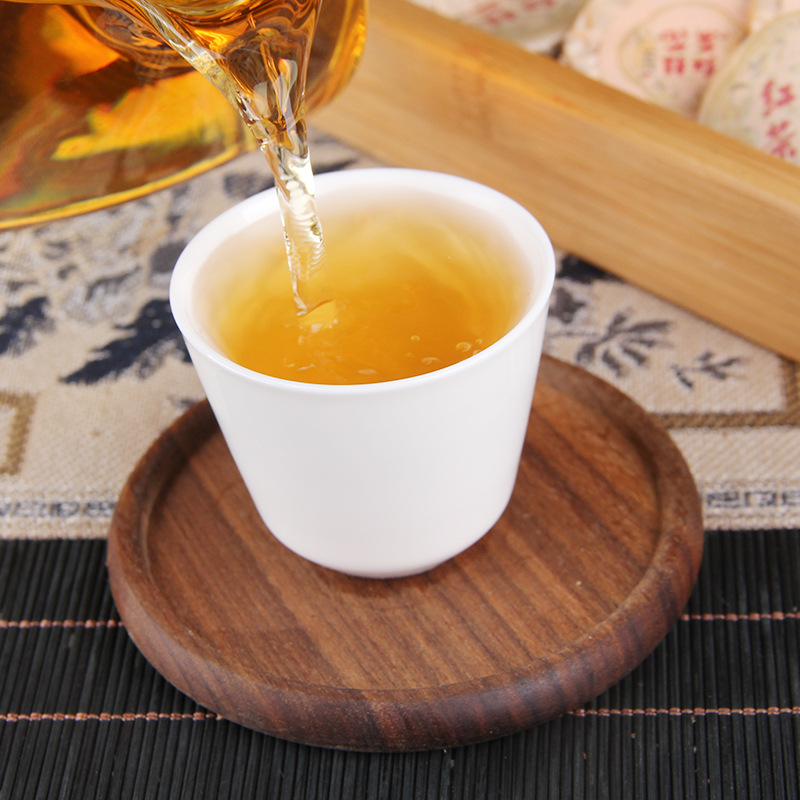 Yunnan Fengqing Black Tea Small Cake Thin Sheets, Strong Aroma Type